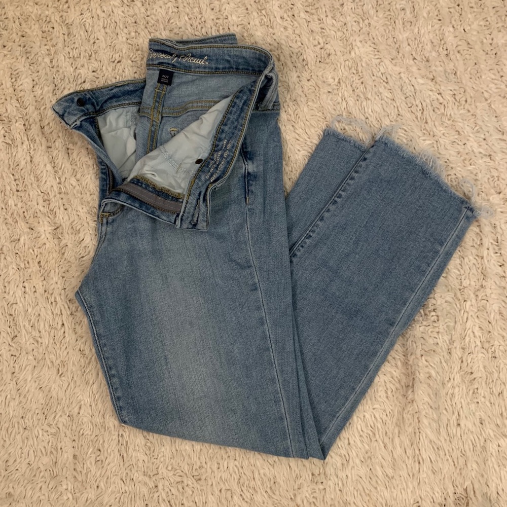 2 for 1 Universal Thread Distressed Denim Size 4